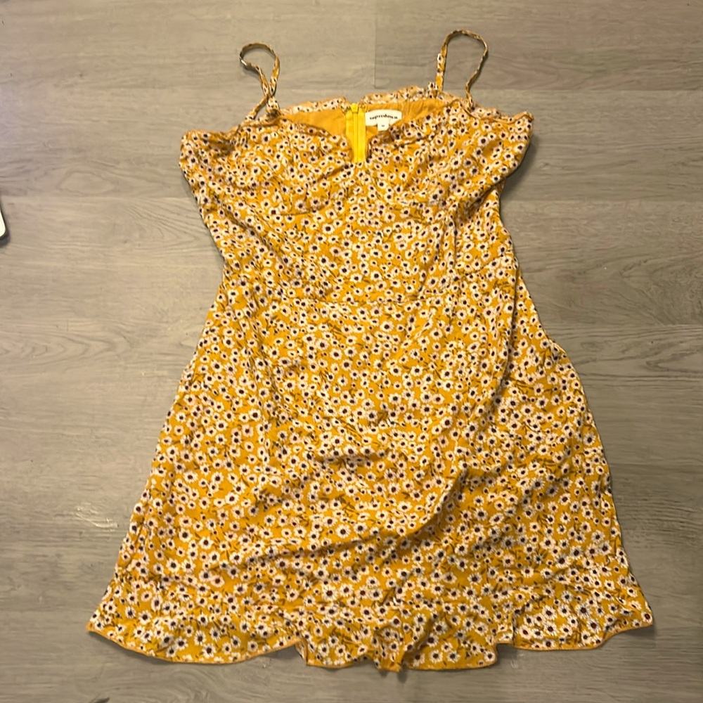 Yellow and white floral